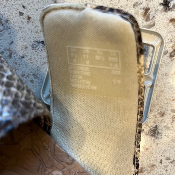 Clarks Cloudsteppers Snakeskin Sandals - Picture 8 of 9